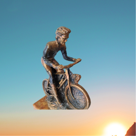 Fahrradfahrer auf Marmorfuß