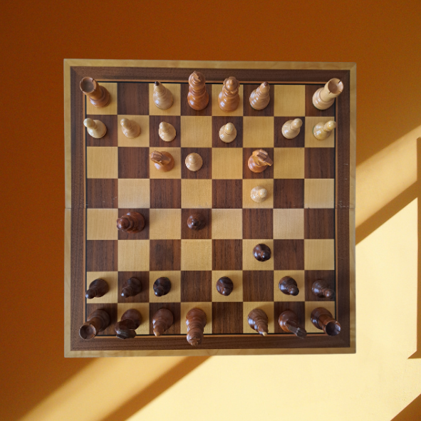 Schachspiel aus Echtholz (gebraucht)