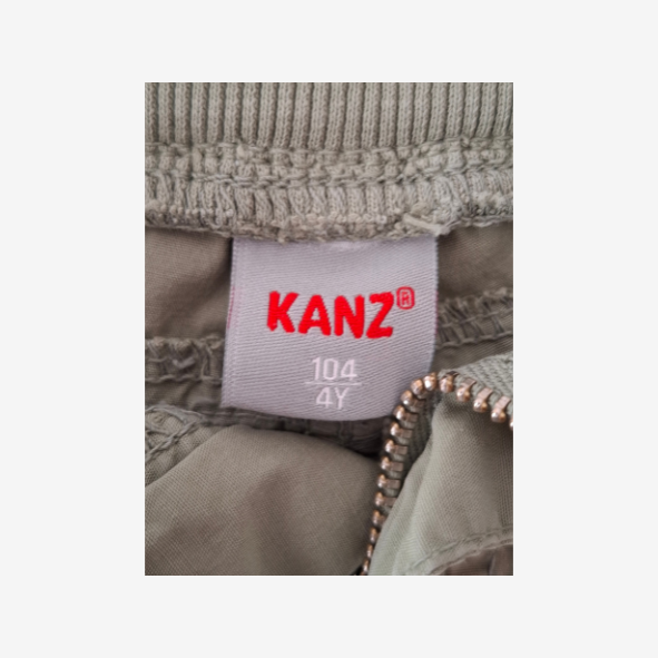 Kanz kurze Hose mit Kordelzug Größe 104