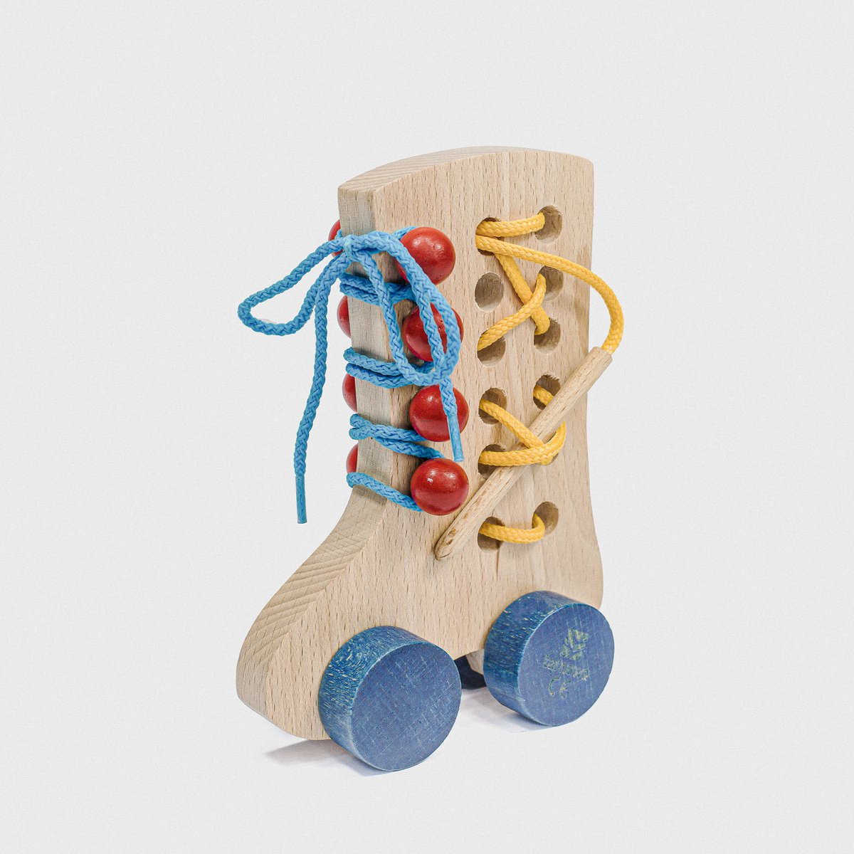 Tarnawa Toys Holz Schnürschuh