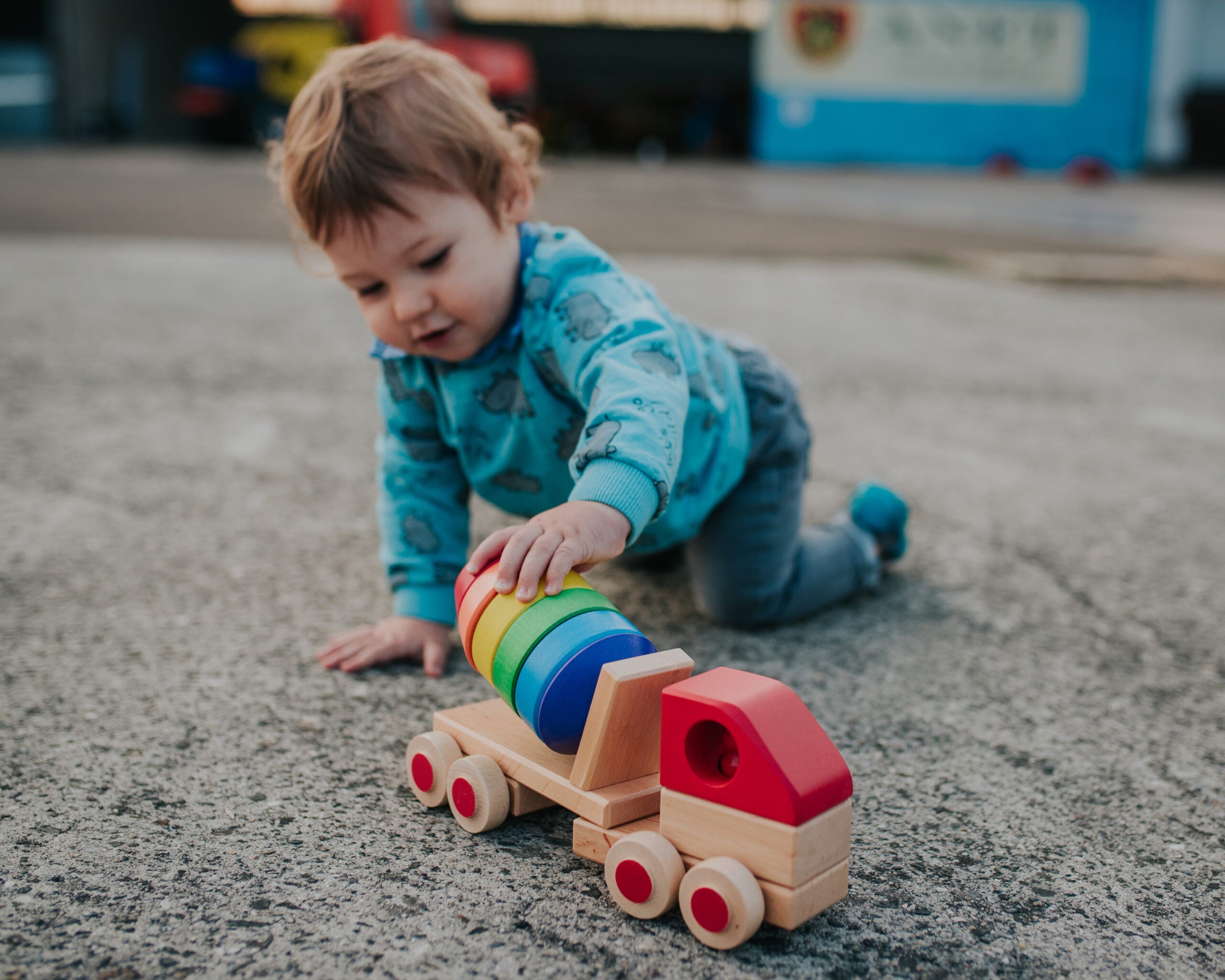 Tarnawa Toys Holz Betonmischer