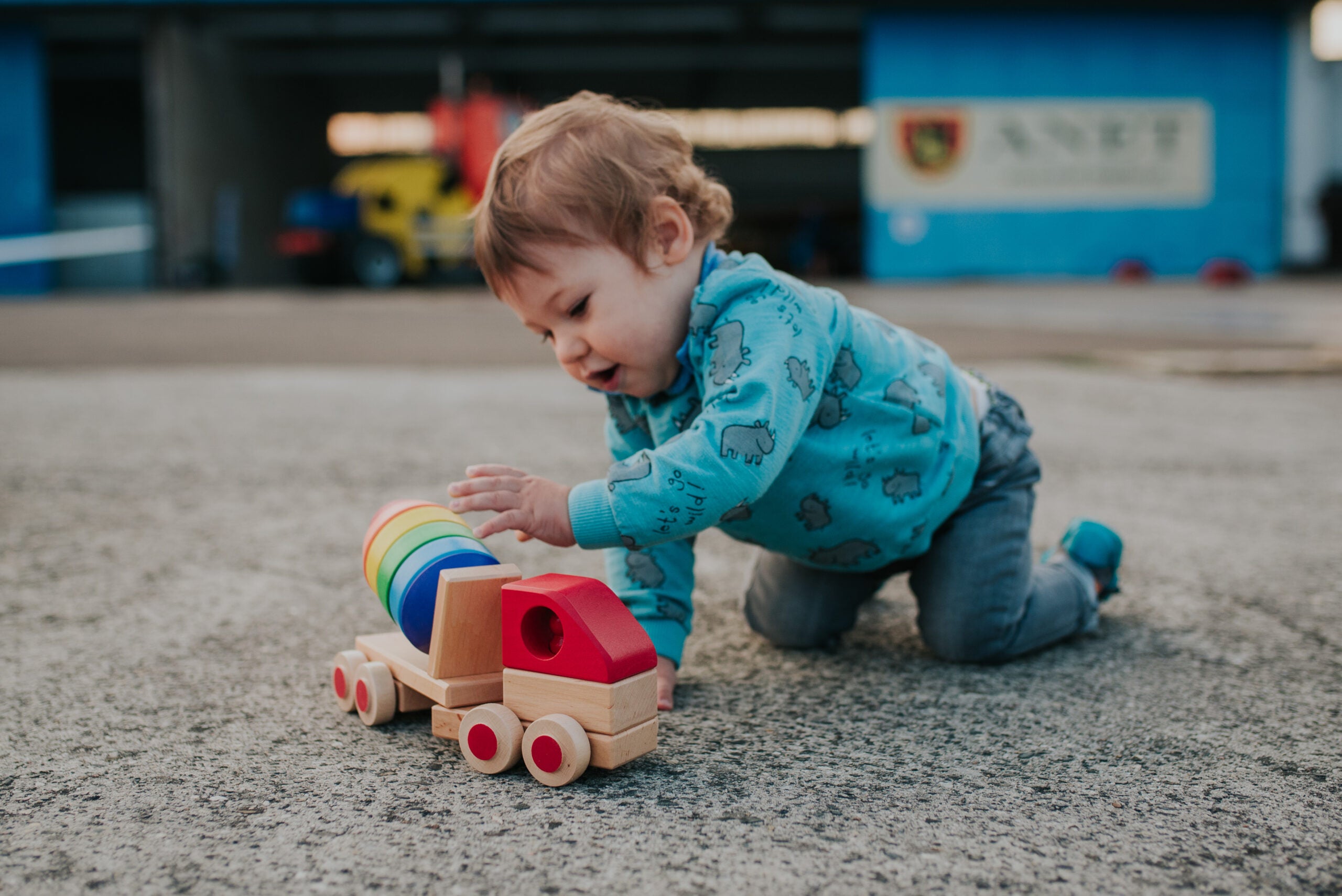 Tarnawa Toys Holz Betonmischer
